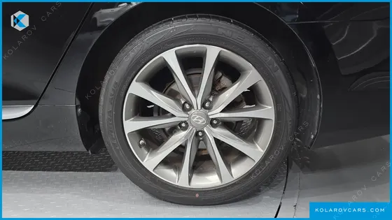 HYUNDAI GRANDEUR HG300 EXCLUSIVE