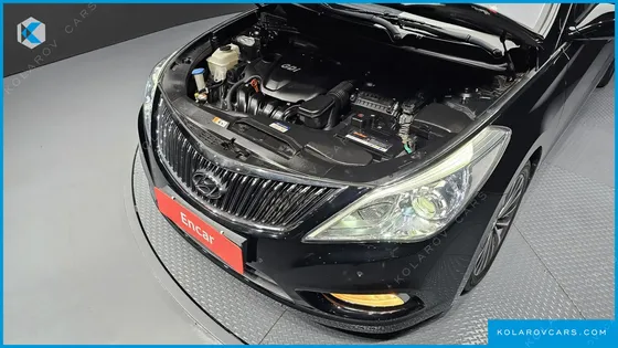 HYUNDAI GRANDEUR HG240 MODERN