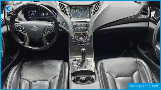 HYUNDAI GRANDEUR HG240 MODERN
