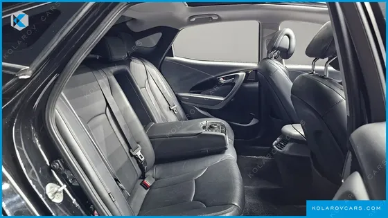HYUNDAI GRANDEUR HG240 MODERN