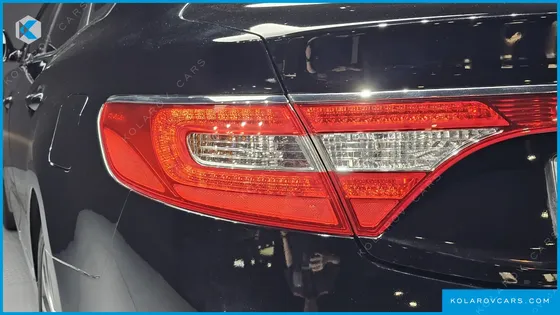 HYUNDAI GRANDEUR HG240 MODERN