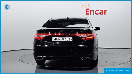 HYUNDAI GRANDEUR HG240 MODERN