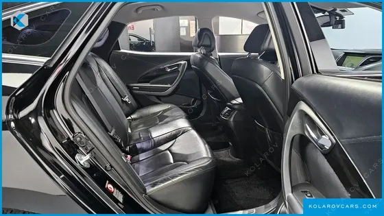HYUNDAI GRANDEUR HG240 MODERN