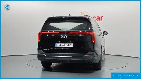 KIA CARNIVAL DIESEL 9-SEATER GRAVITY