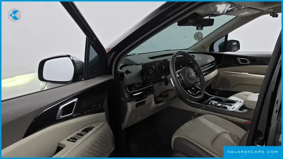 KIA CARNIVAL DIESEL 9-SEATER GRAVITY