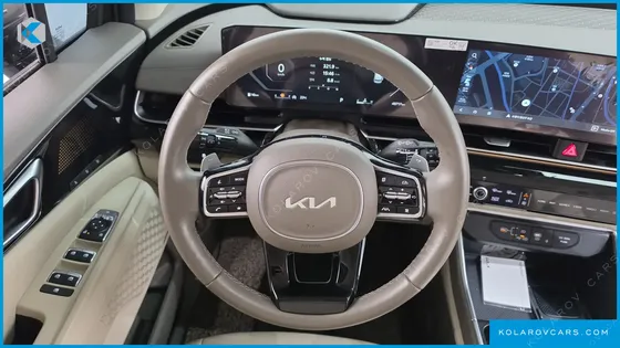 KIA CARNIVAL DIESEL 9-SEATER GRAVITY