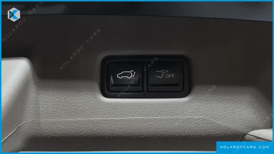 KIA CARNIVAL DIESEL 9-SEATER GRAVITY