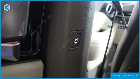 KIA CARNIVAL DIESEL 9-SEATER GRAVITY