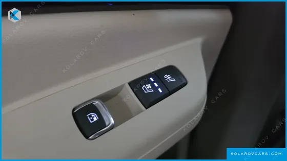 KIA CARNIVAL DIESEL 9-SEATER GRAVITY