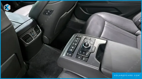 HYUNDAI GENESIS G330 PREMIUM AWD