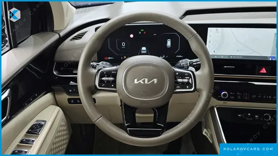 KIA CARNIVAL GASOLINE 7-SEATER GRAVITY