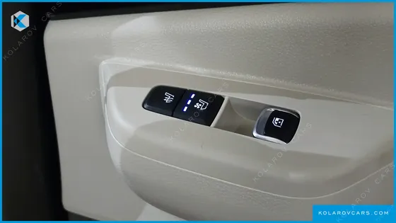 KIA CARNIVAL GASOLINE 7-SEATER GRAVITY