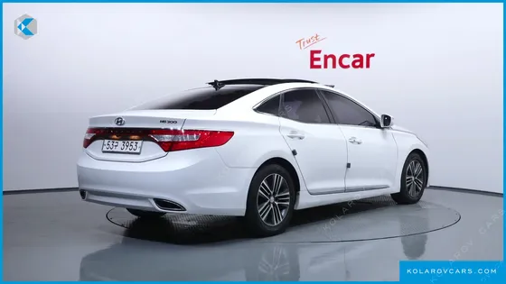 HYUNDAI GRANDEUR HG240 MODERN