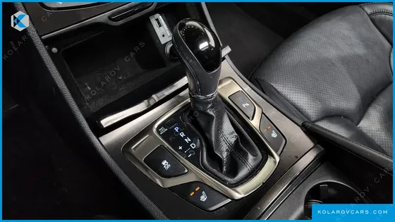 HYUNDAI GRANDEUR HG240 MODERN