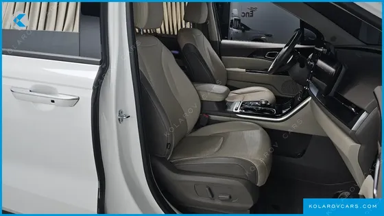 KIA CARNIVAL DIESEL 9-SEATER HI-LIMOUSINE