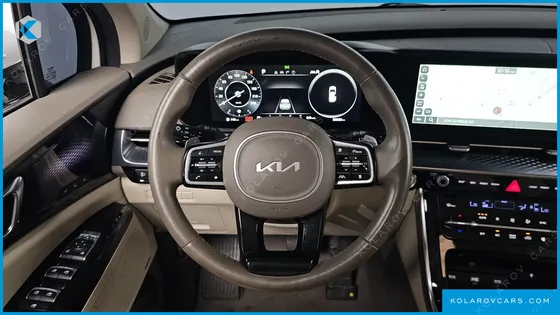 KIA CARNIVAL DIESEL 9-SEATER HI-LIMOUSINE