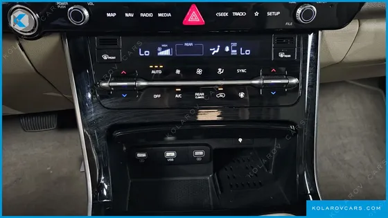 KIA CARNIVAL DIESEL 9-SEATER HI-LIMOUSINE