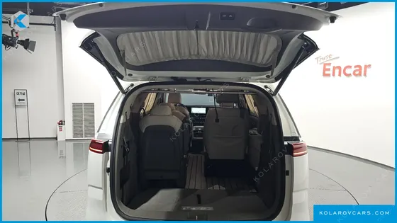 KIA CARNIVAL DIESEL 9-SEATER HI-LIMOUSINE
