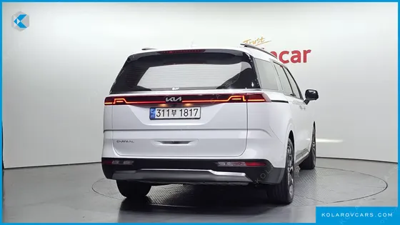 KIA CARNIVAL DIESEL 9-SEATER SIGNATURE
