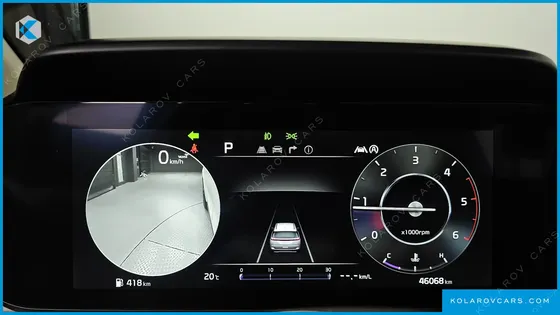 KIA CARNIVAL DIESEL 9-SEATER SIGNATURE