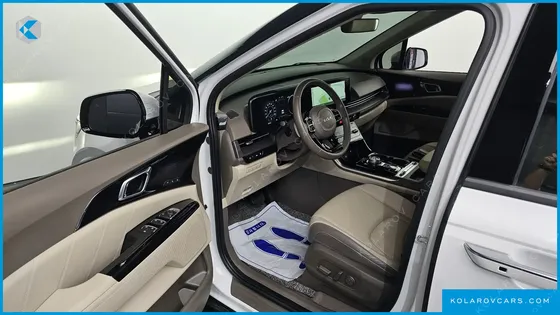 KIA CARNIVAL DIESEL 9-SEATER SIGNATURE