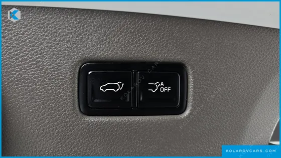 KIA CARNIVAL DIESEL 9-SEATER SIGNATURE