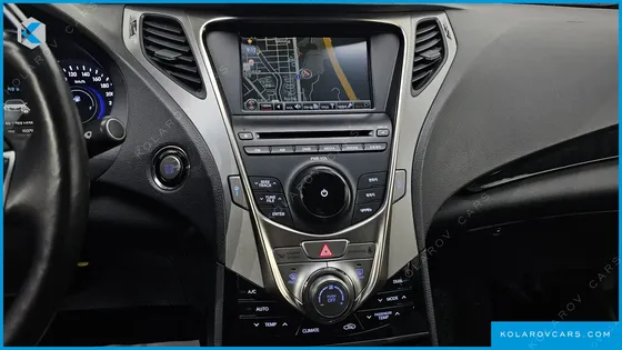 HYUNDAI GRANDEUR HG300 NOBLE