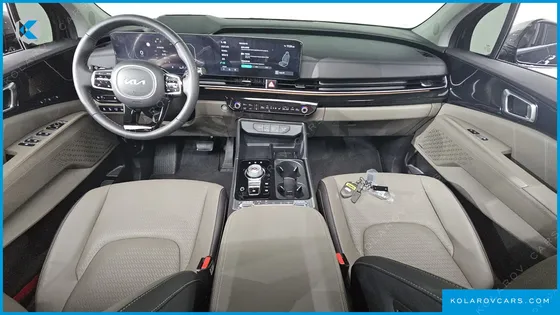 KIA CARNIVAL DIESEL 7-SEATER GRAVITY