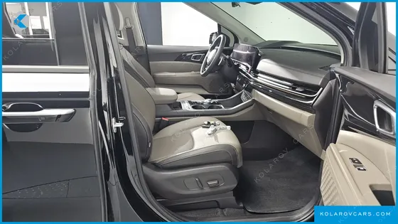 KIA CARNIVAL DIESEL 7-SEATER GRAVITY
