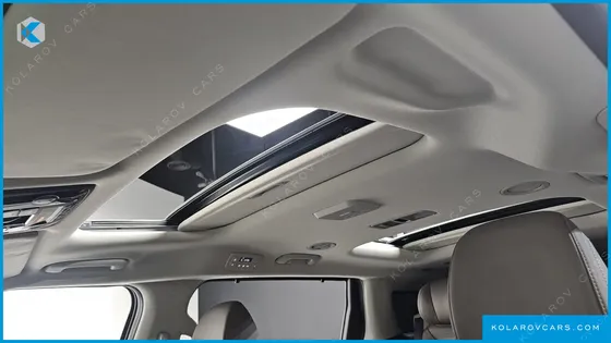 KIA CARNIVAL DIESEL 7-SEATER GRAVITY
