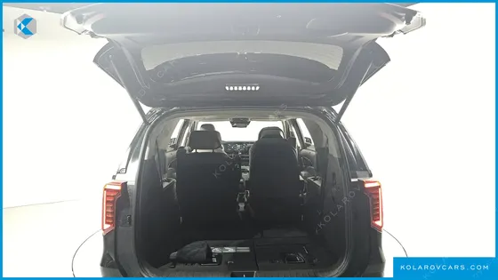KIA CARNIVAL DIESEL 7-SEATER GRAVITY