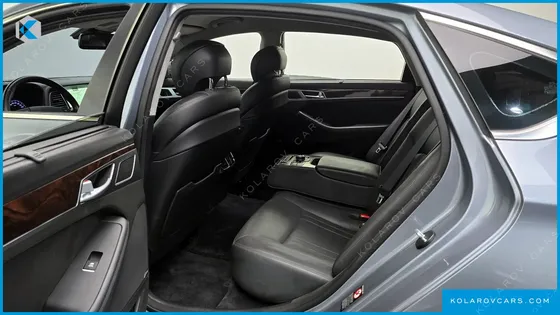 HYUNDAI GENESIS G330 PREMIUM AWD