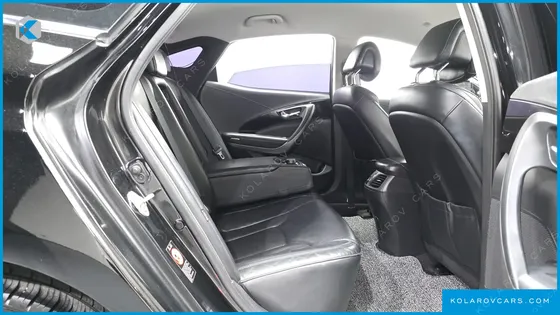HYUNDAI GRANDEUR HG240 MODERN