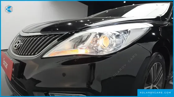 HYUNDAI GRANDEUR HG240 MODERN