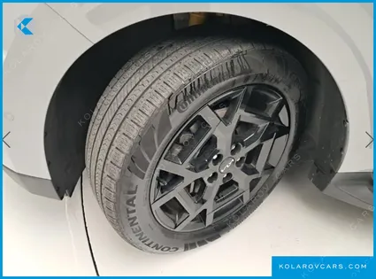 KIA CARNIVAL HEV 7SEATER GRAVITY