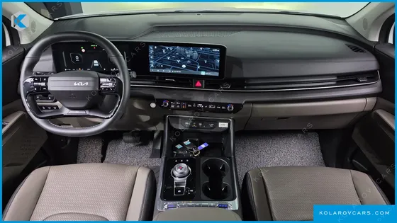 KIA CARNIVAL GASOLINE 9-SEATER NOBLESSE