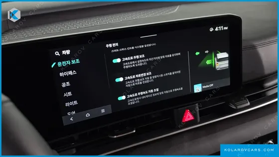 KIA CARNIVAL GASOLINE 9-SEATER NOBLESSE