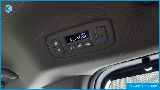 KIA CARNIVAL GASOLINE 9-SEATER NOBLESSE