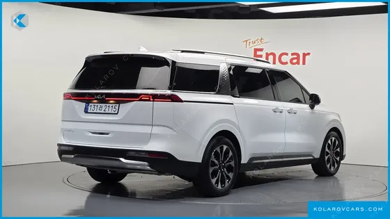 KIA CARNIVAL DIESEL 9-SEATER SIGNATURE