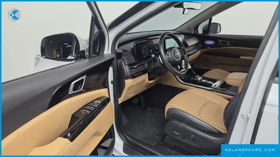 KIA CARNIVAL DIESEL 9-SEATER SIGNATURE