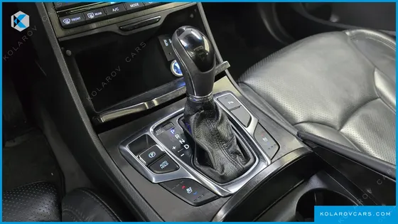 HYUNDAI GRANDEUR HG240 MODERN COLLECTION