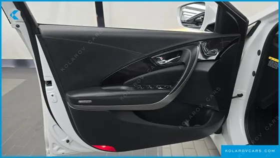HYUNDAI GRANDEUR HG240 MODERN COLLECTION