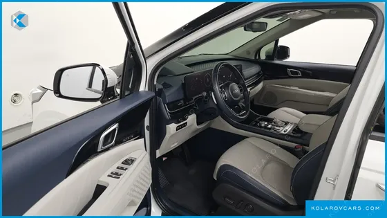 KIA CARNIVAL HEV 9SEATER SIGNATURE