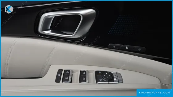 KIA CARNIVAL HEV 9SEATER SIGNATURE