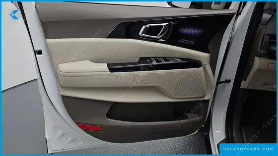 KIA CARNIVAL DIESEL 7-SEATER SIGNATURE