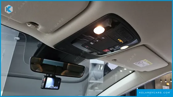 KIA CARNIVAL DIESEL 7-SEATER SIGNATURE