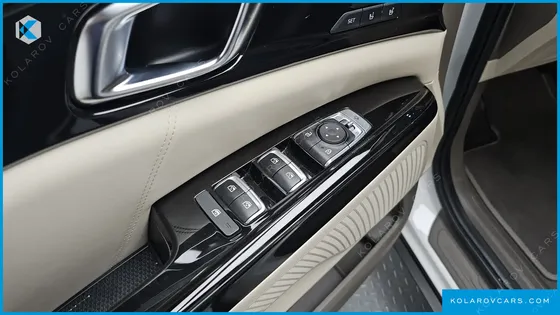 KIA CARNIVAL DIESEL 7-SEATER SIGNATURE
