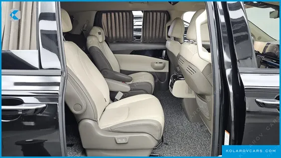 KIA CARNIVAL DIESEL 9-SEATER HI LIMOUSINE