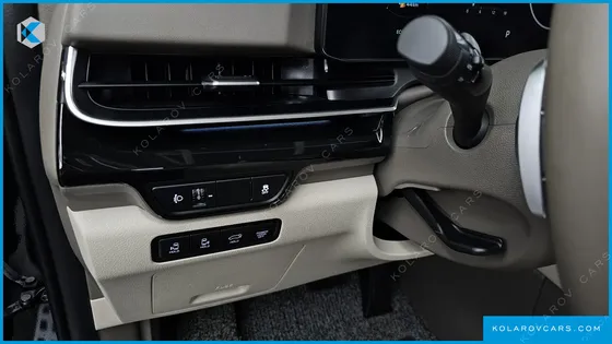 KIA CARNIVAL DIESEL 9-SEATER HI LIMOUSINE