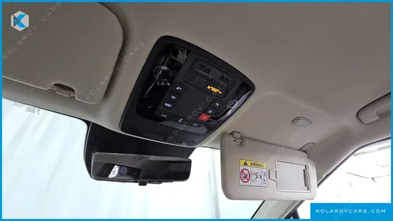 KIA CARNIVAL DIESEL 9-SEATER HI LIMOUSINE